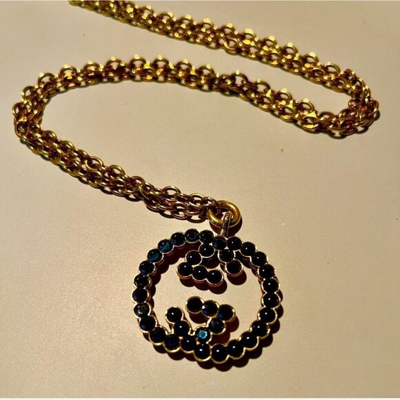 Gucci Black Resin & Crystal Interlocking G Pendant 31" Gold Tone Necklace & Box - Picture 9 of 11